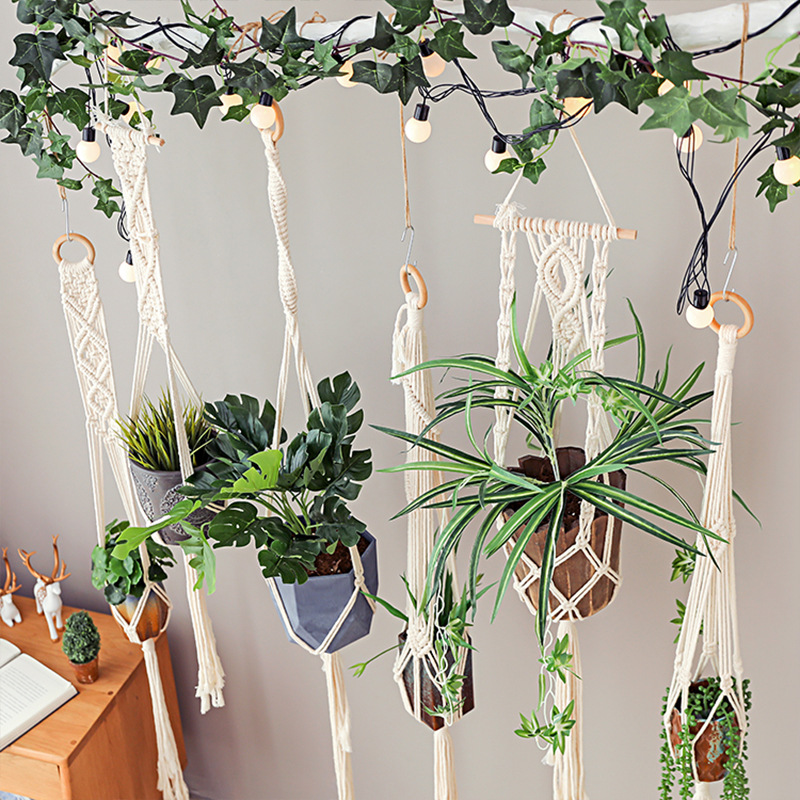 Macramé Plant Hanger · 4748 2